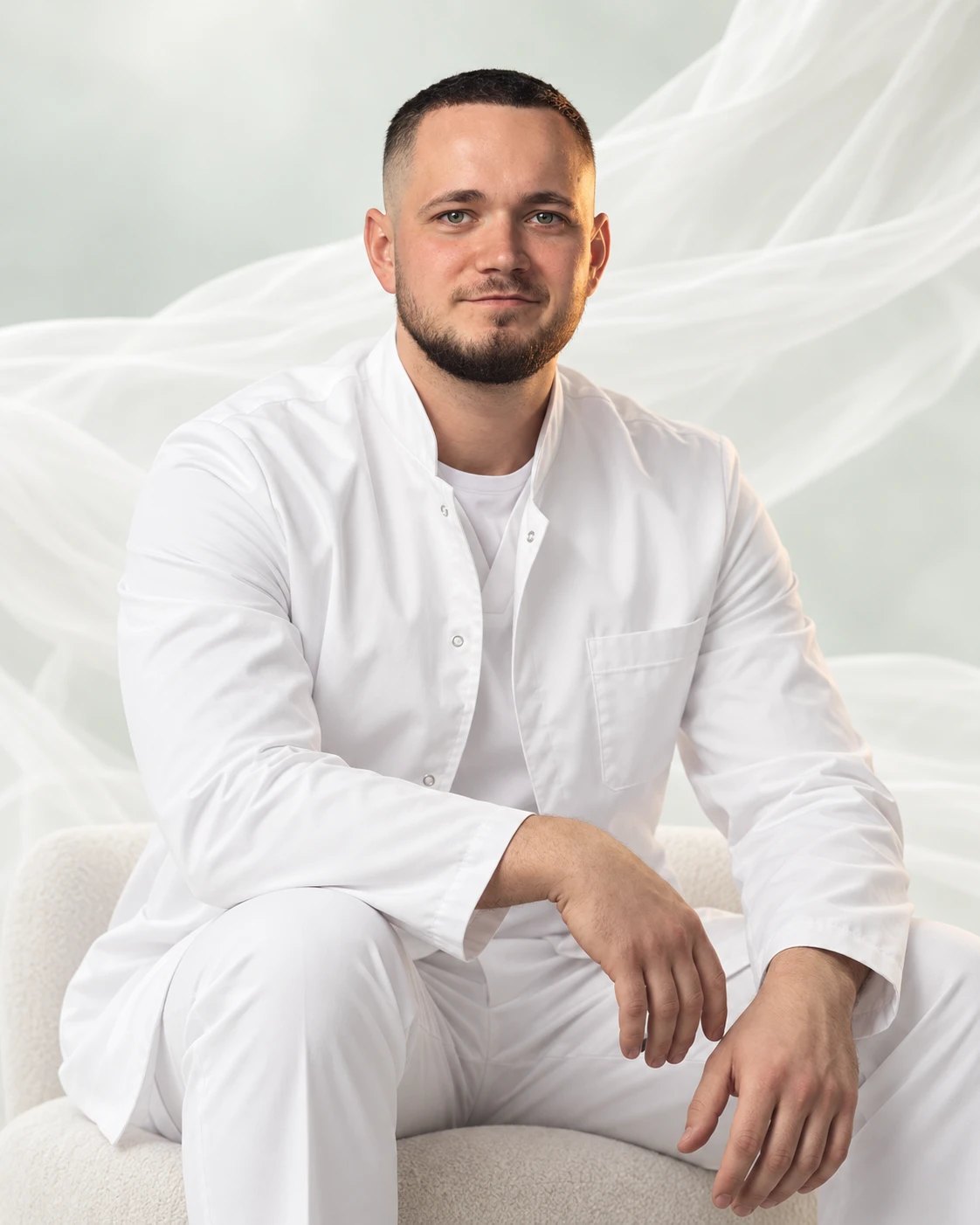 Глухов Николай Эдуардович — пластический хирург клиники «Абсолютно Здоров», Новокузнецк